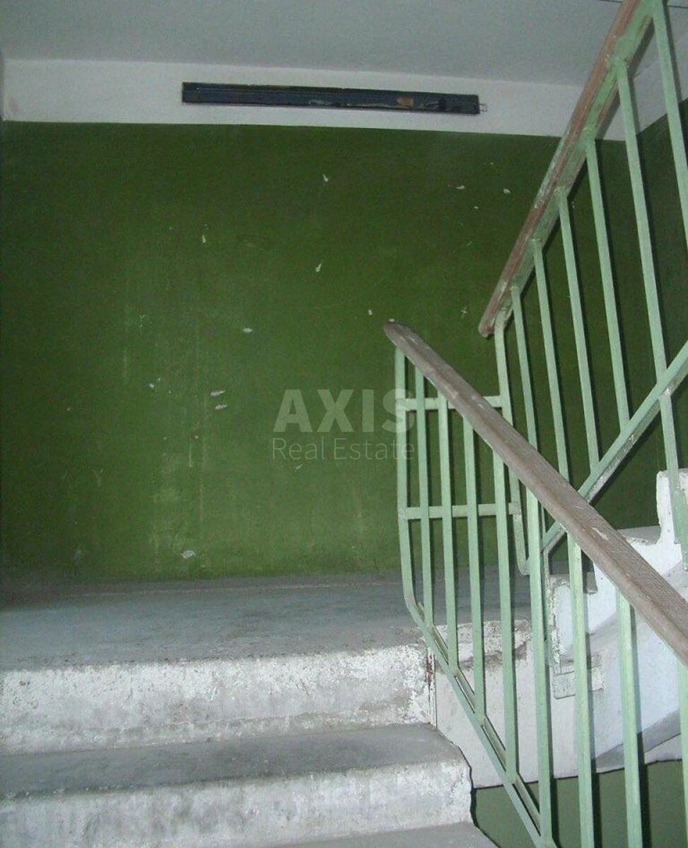 Trade object pr-t Sobornosti 19, 5050m2654121