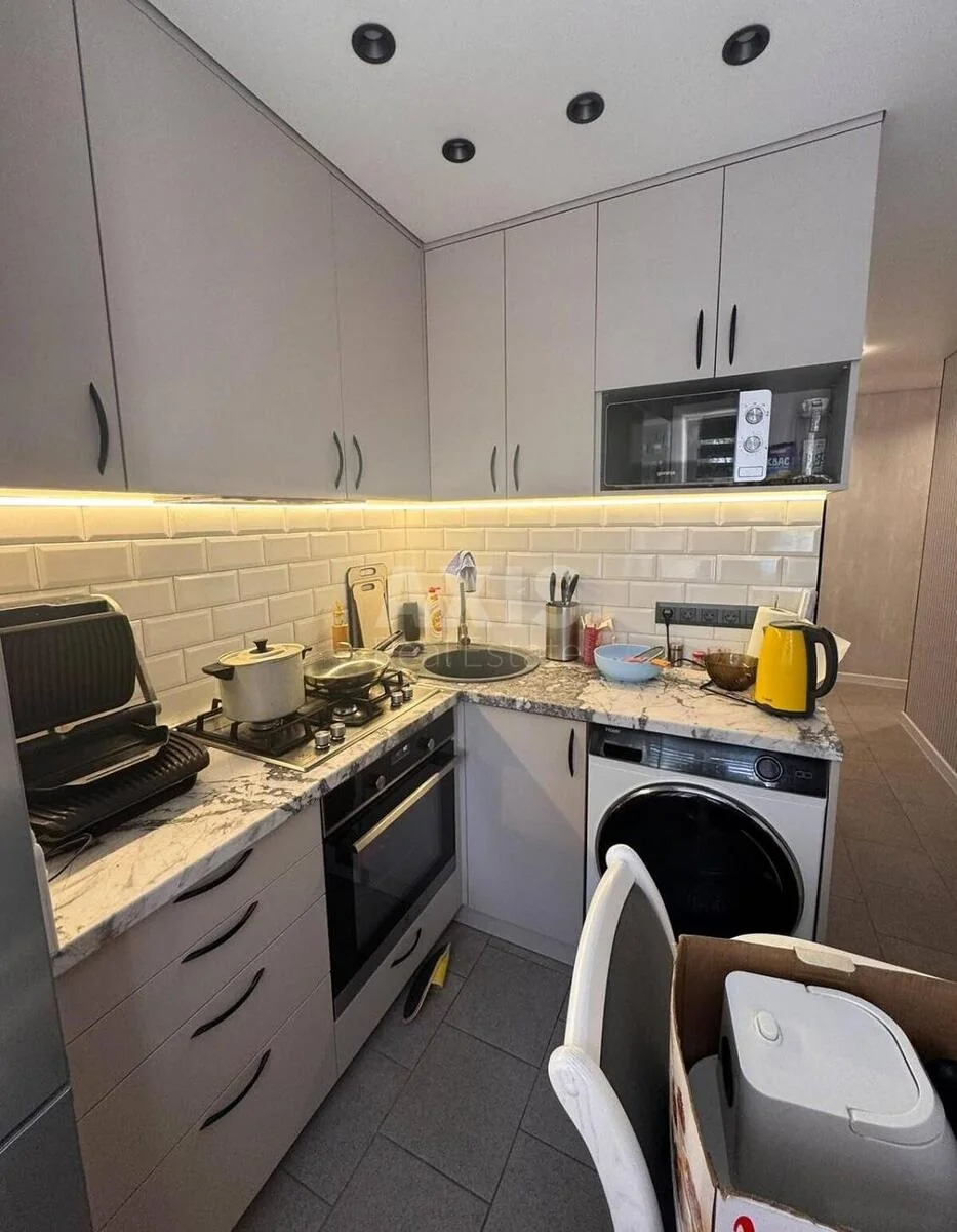 2k apartment vul. Rosijs'ka 50