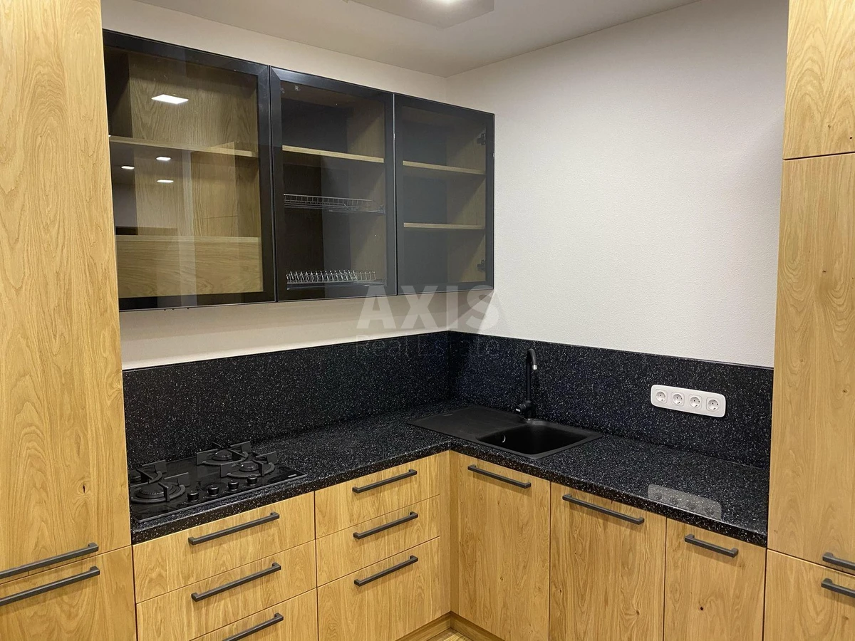 2k apartment vul. Radystiv 32587710