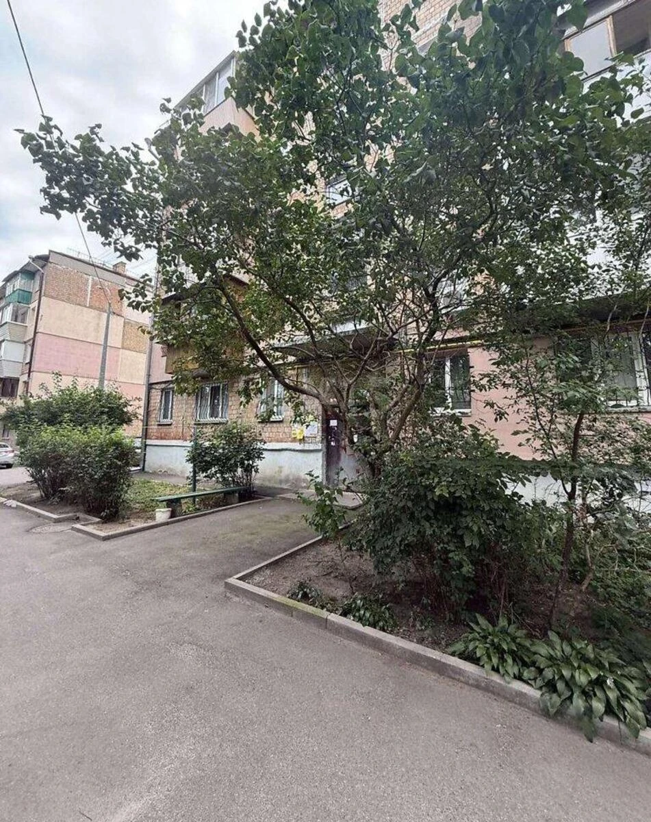 2k apartment prov. Golosii'vs'kyj 122/37092414