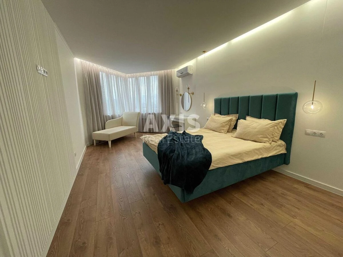 4k apartment vul. Knjazhyj Zaton 21682280
