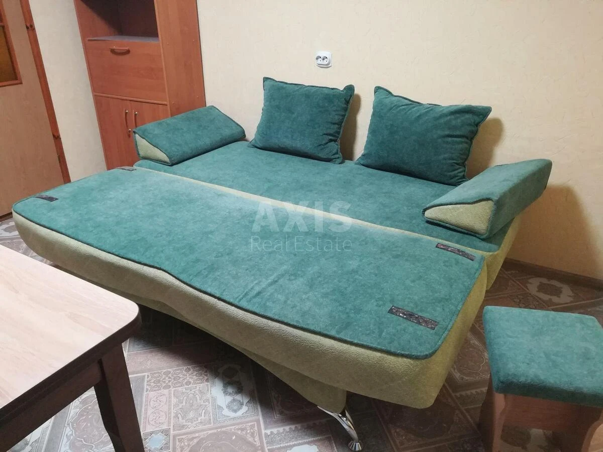 1k apartment vul. Vyshnjakivs'ka 19/19695236