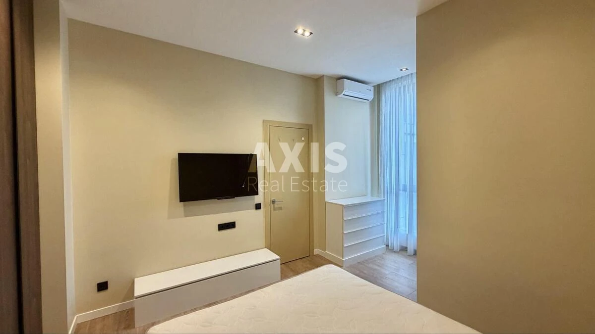 1k apartment vul. Antonovycha 446930614