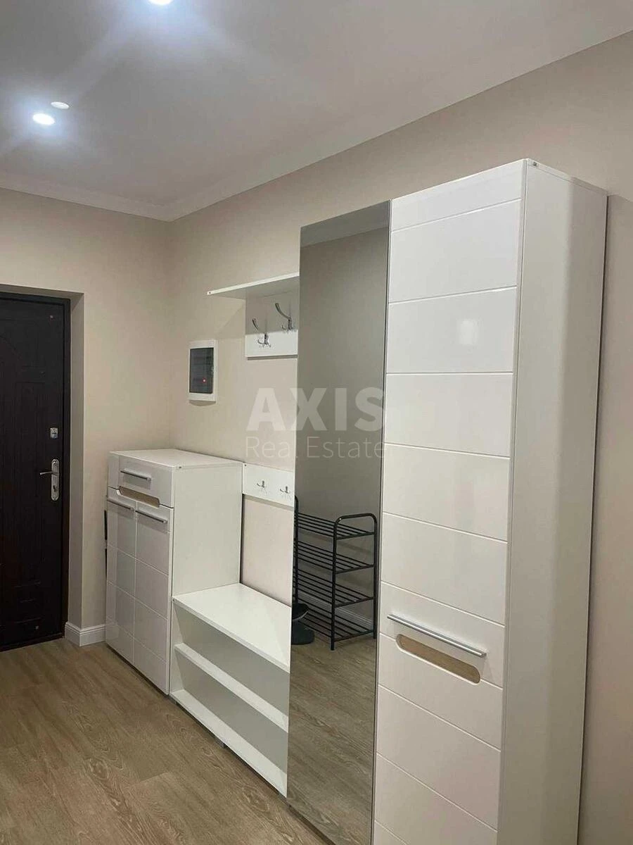 2k apartment vul. Radystiv 43Н7114812
