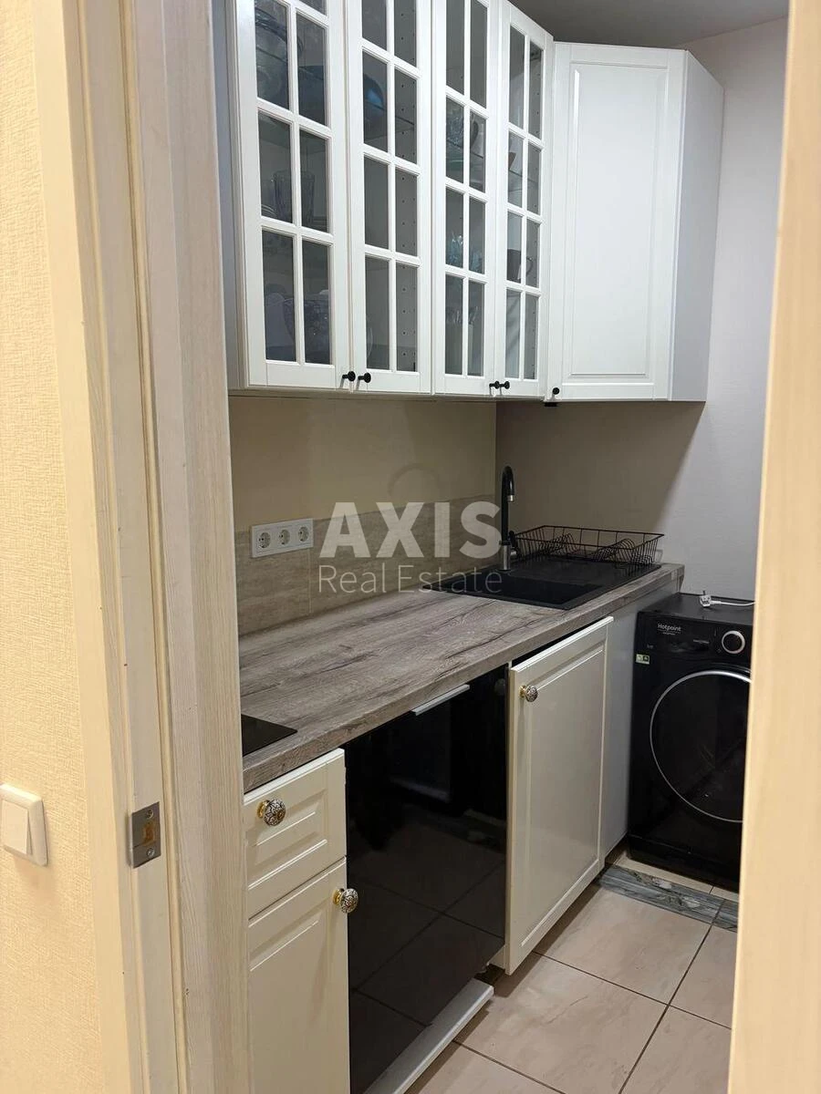 3k apartment pr-t Berestejskij 90/168542