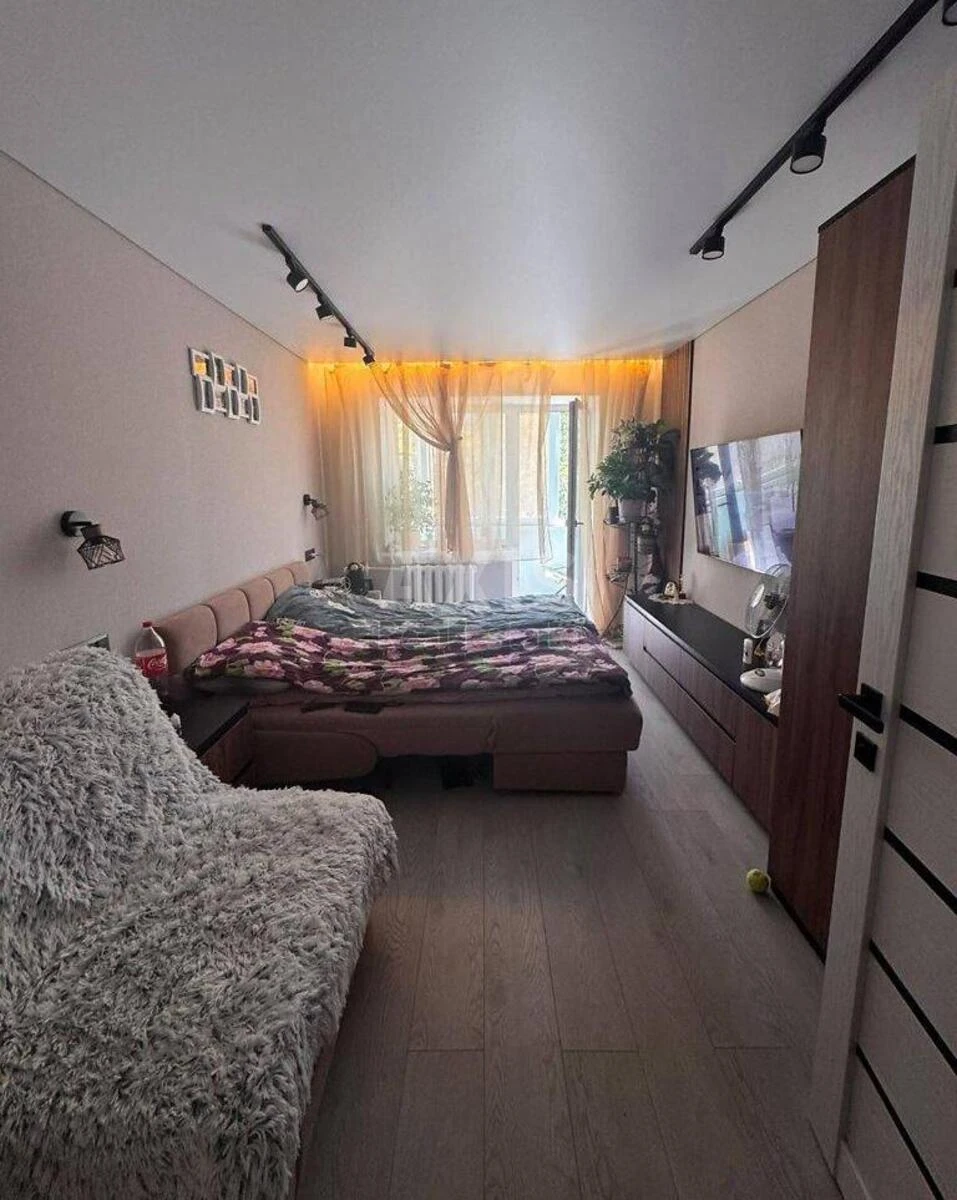2k apartment vul. Rosijs'ka 50701172