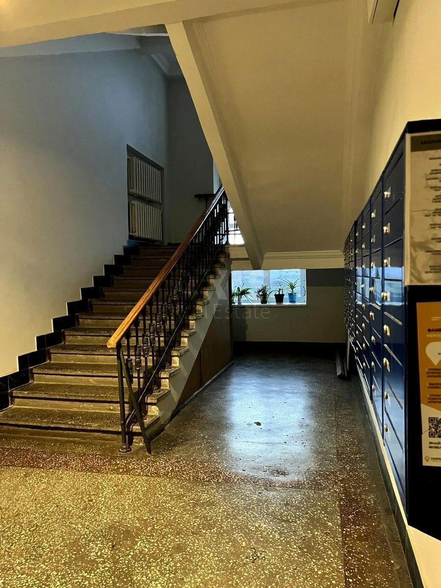 4k apartment vul. Hreshhatyk 256548418