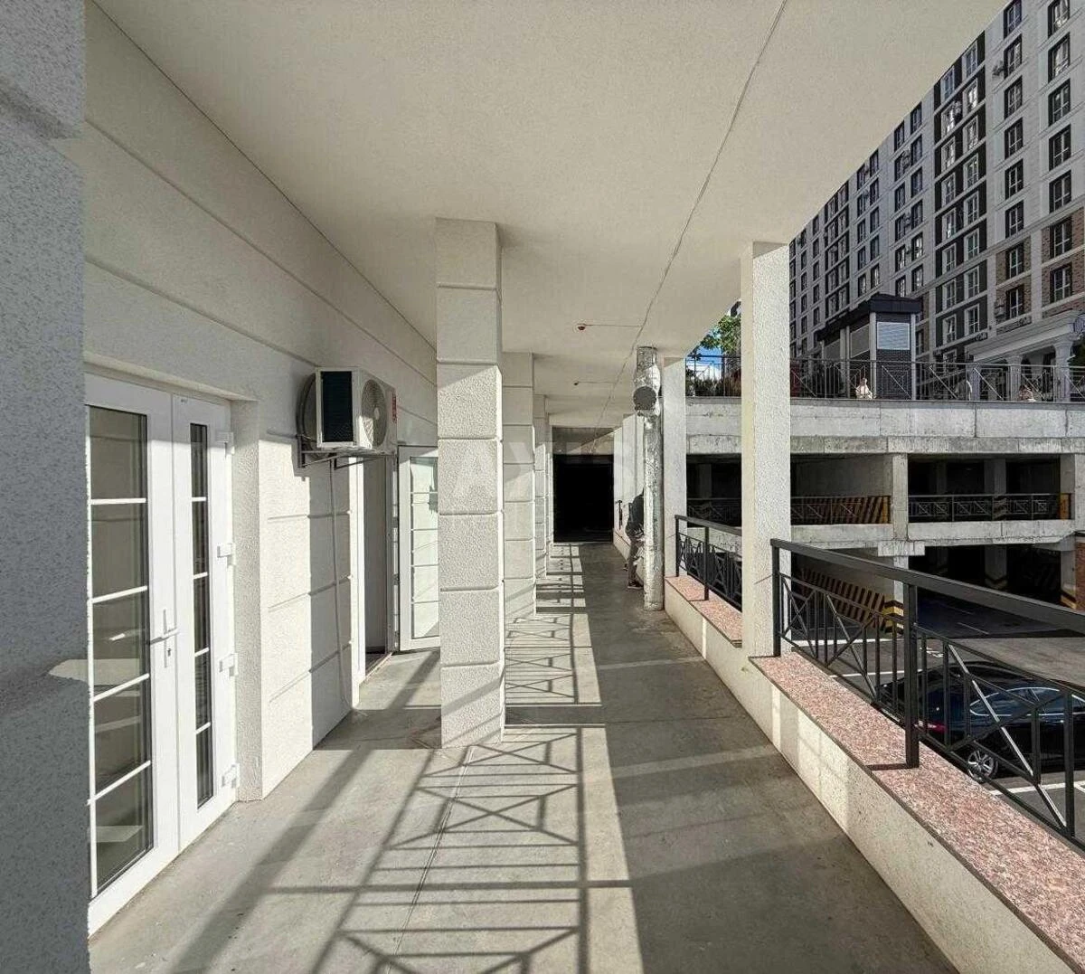 Office vul. Myhajla Maksymovycha 24, 40m2691442