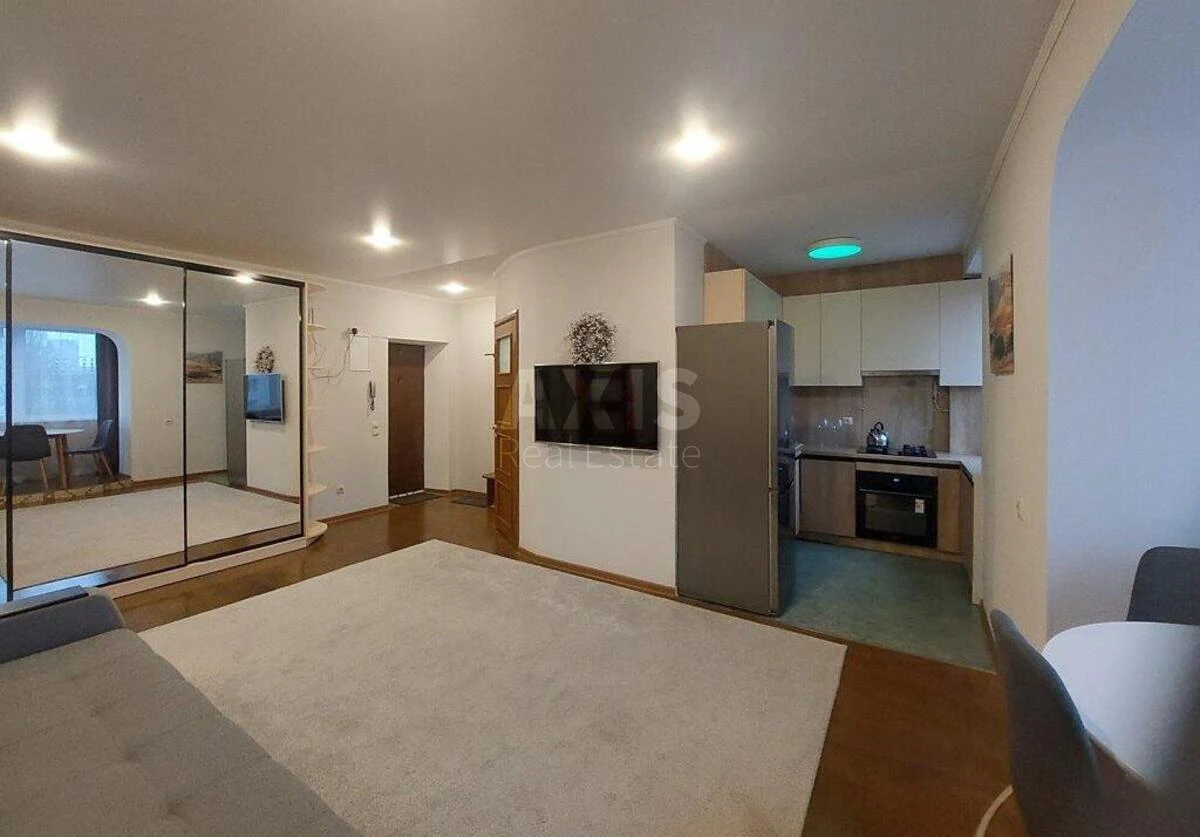 3k apartment pr-t Berestejskij 270842