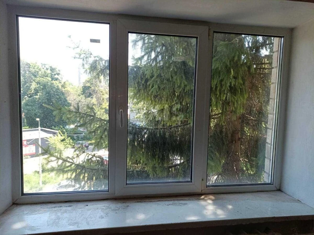 Trade object vul. Viktora Nekrasova 6А, 3382m2700491