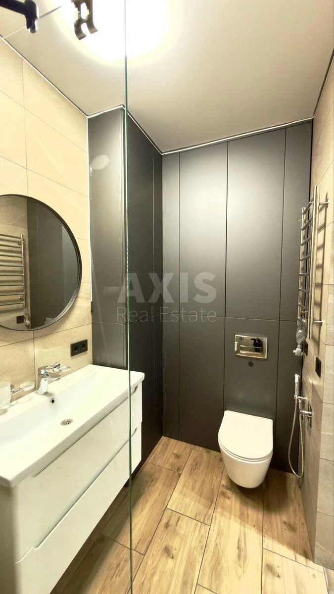 4k apartment vul. Berezhans'ka 15675563
