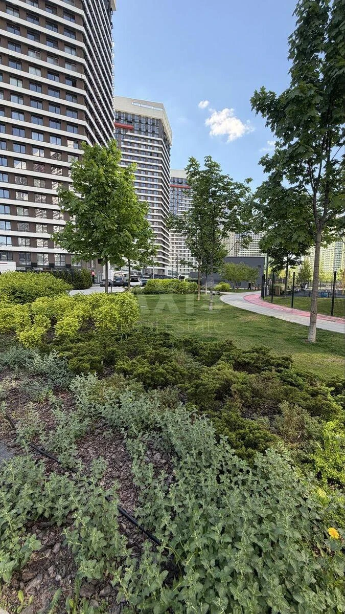 1k apartment nab. Dniprovs'ka 15Ж6930821