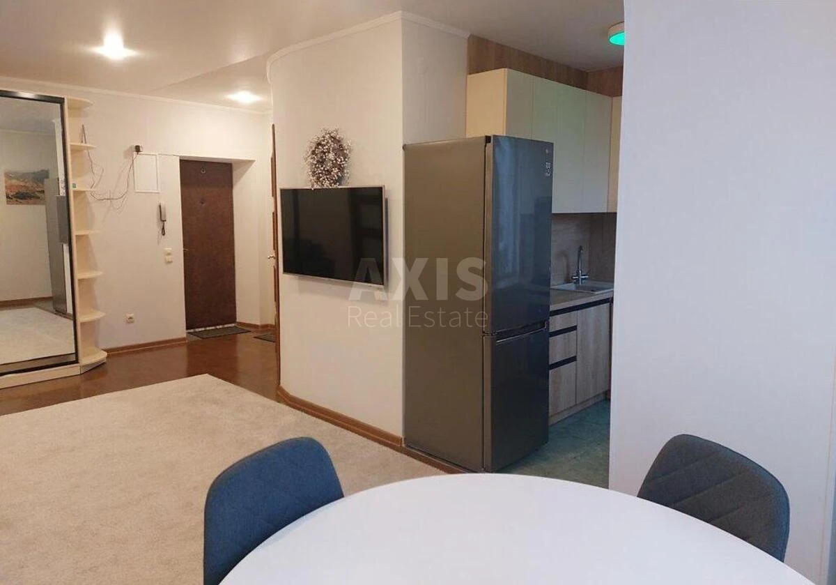 3k apartment pr-t Berestejskij 2708420