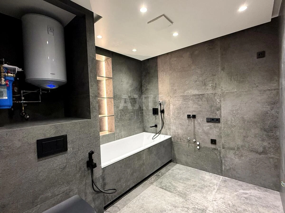 3k apartment vul. Gorlivs'ka 2206664710