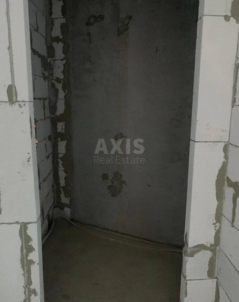 1k apartment vul. Novopol'ova 27002311