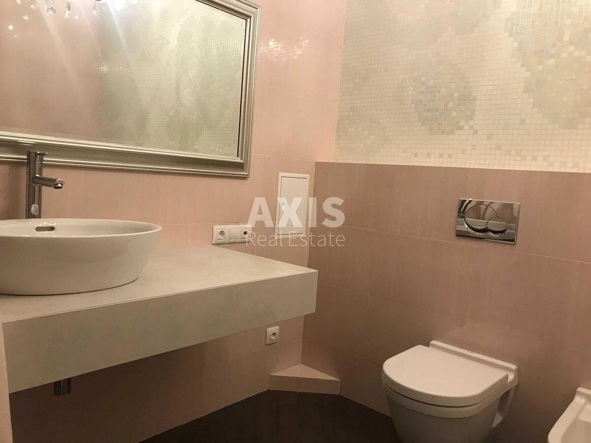 4k apartment vul. Knjazhyj Zaton 21682287