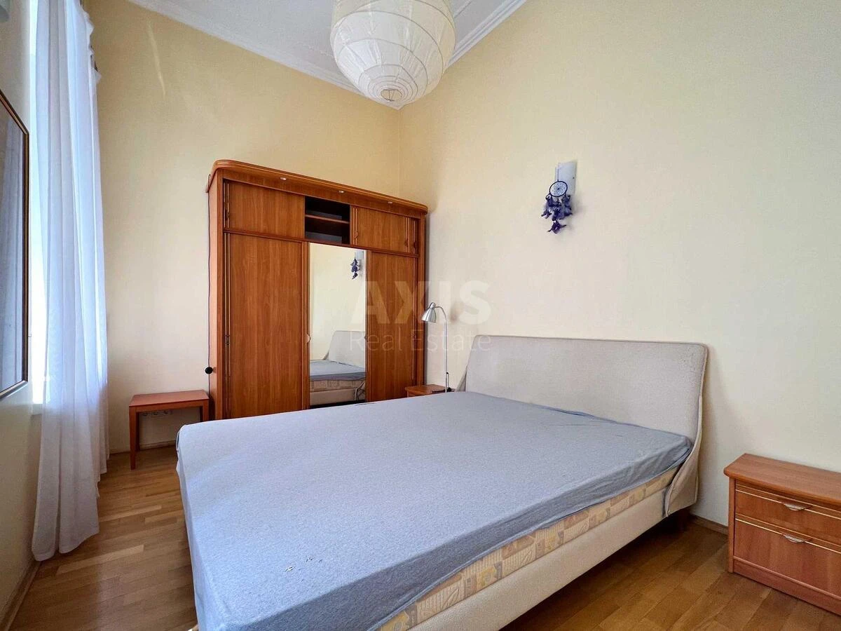2к квартира ул. Большая Житомирская 29А710085