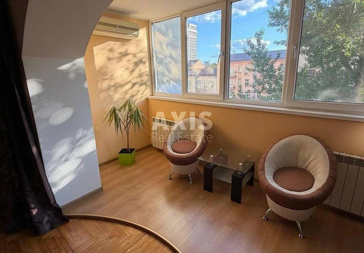 3k apartment vul. Antonovycha One hundred and three A687648