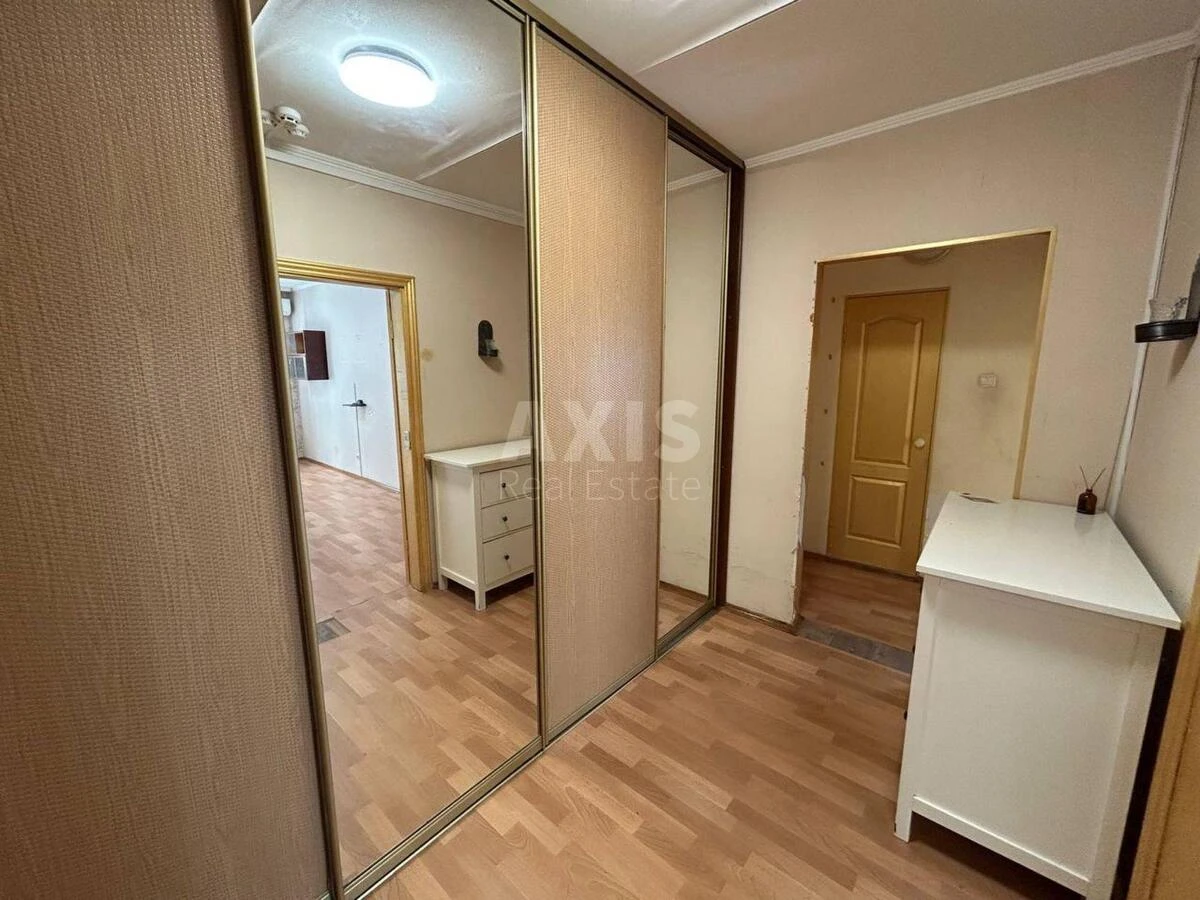 2к квартира ул. Милославская 126985510