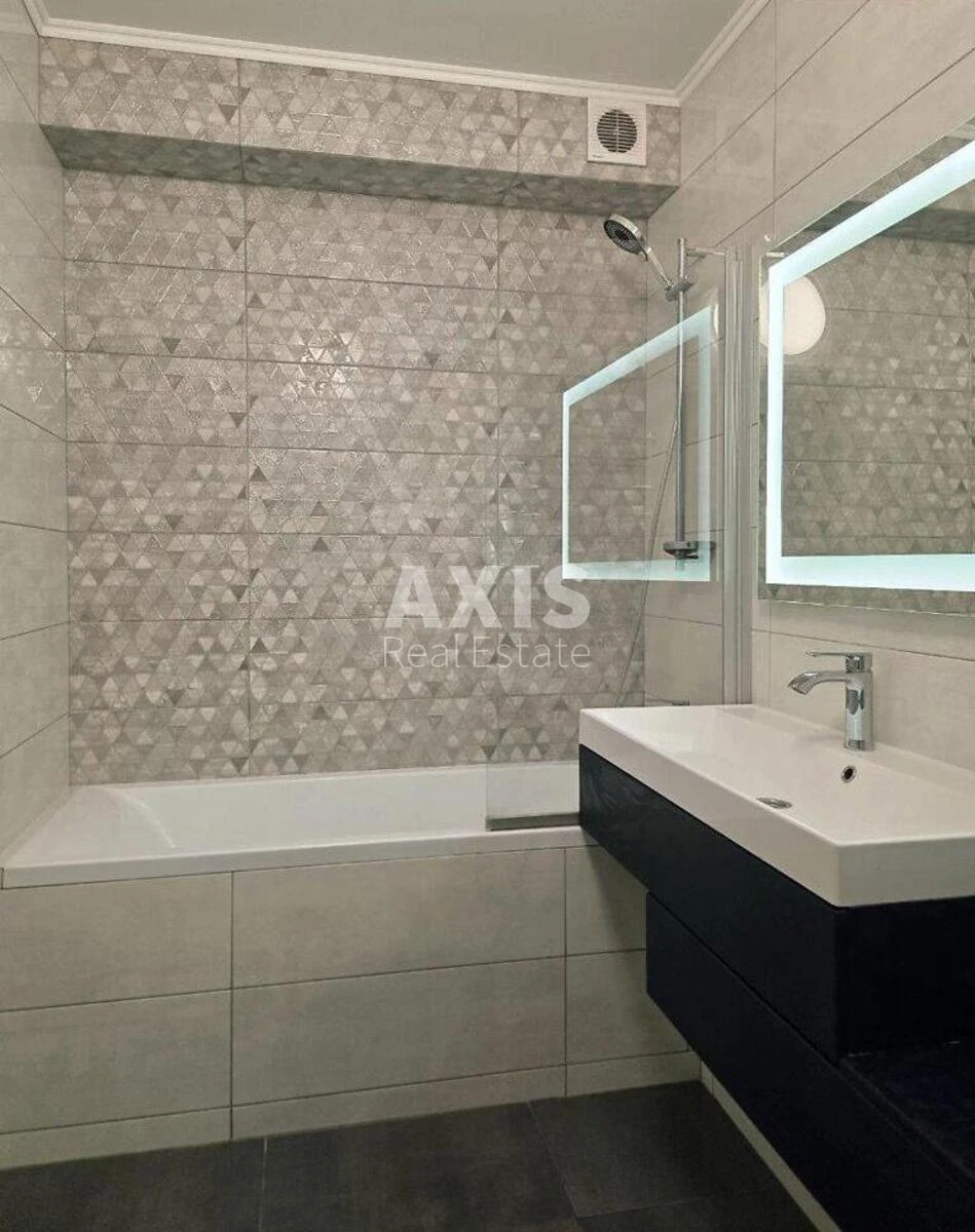 3k apartment vul. Yulia Zdanovska 34A709584