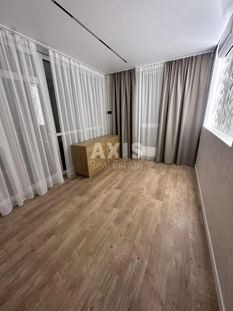 2k apartment vul. Viktora Nekrasova 6682025