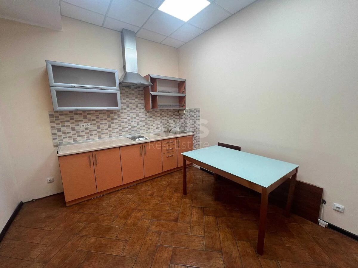 Офис ул. Бассейная 2А, 178м2714297