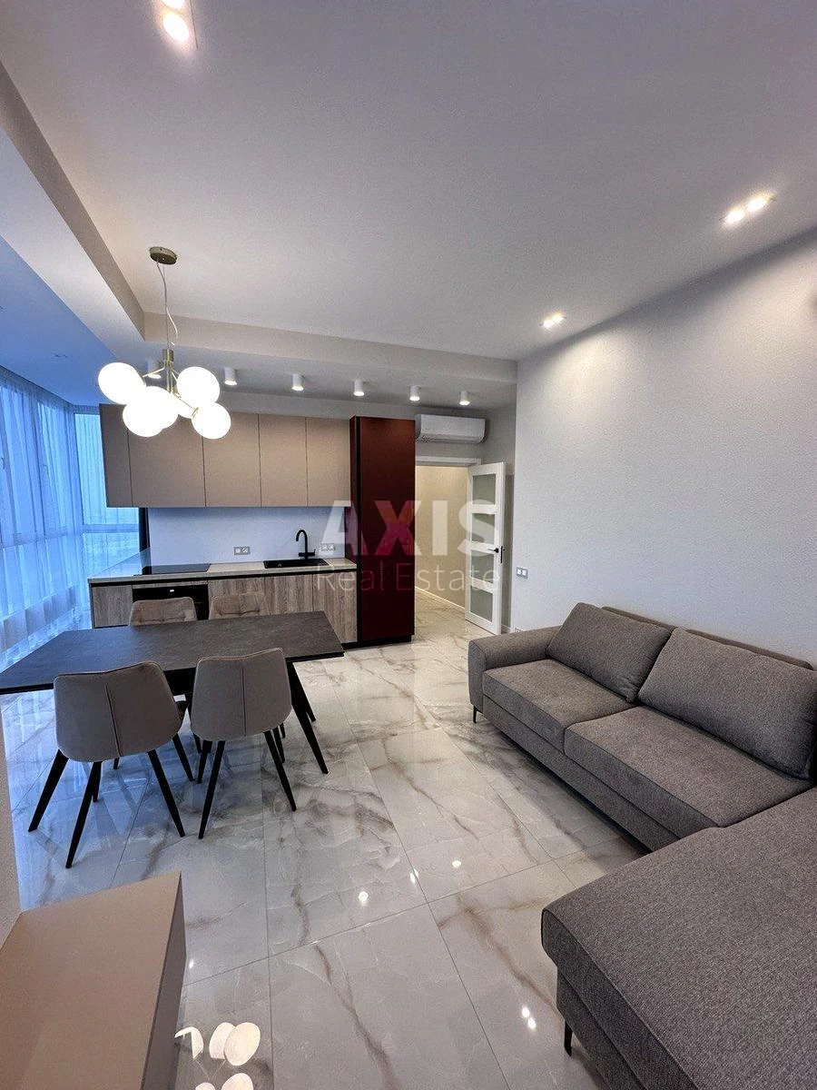 3k apartment vul. Vasylya Tyutyunnyka 28A67932