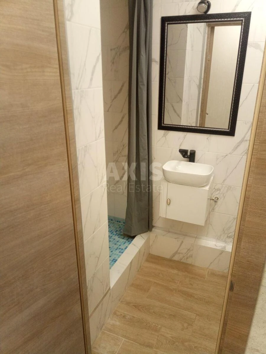 1к квартира ул. Булаховского Академика 2А6856112