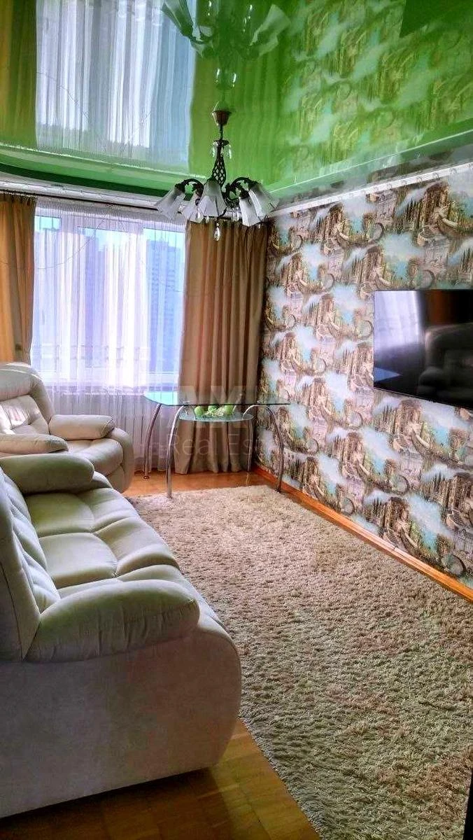 3k apartment vul. Pantelejmona Kulіsha 17703801