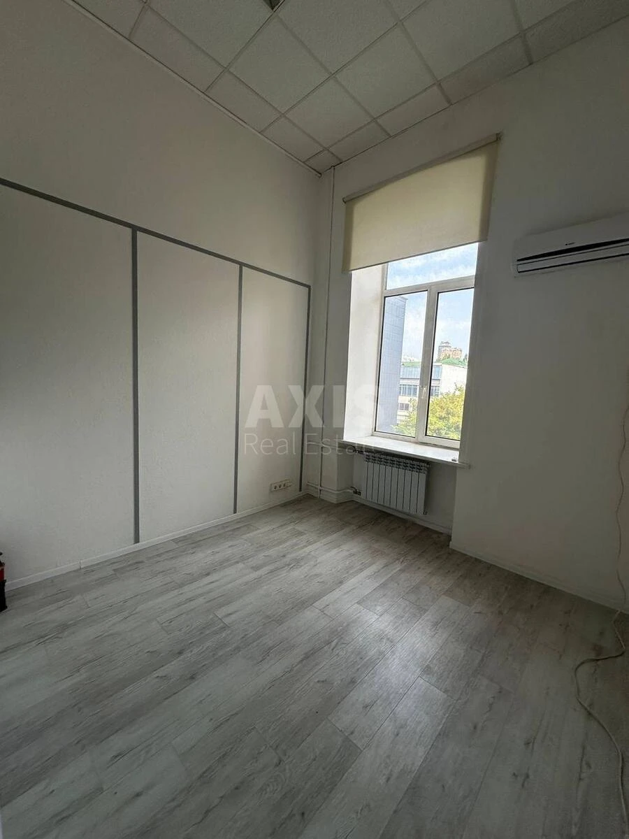 Office vul. Velyka Vasyl'kivs'ka 65, 39m2710250