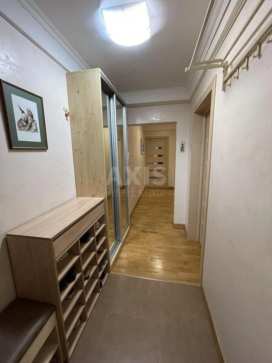 3k apartment vul. Zodchyh 346873018