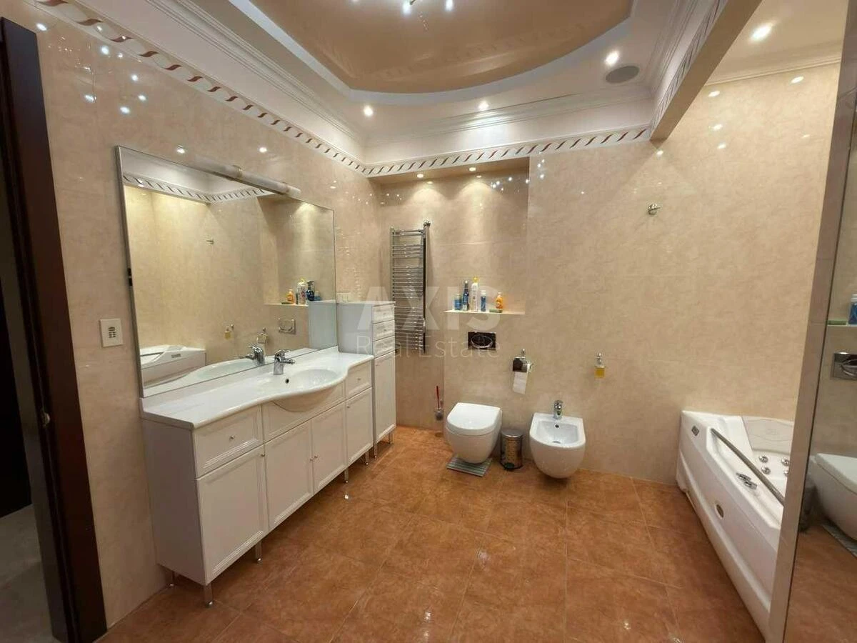 4к квартира ул. Ирининская 5/246722412