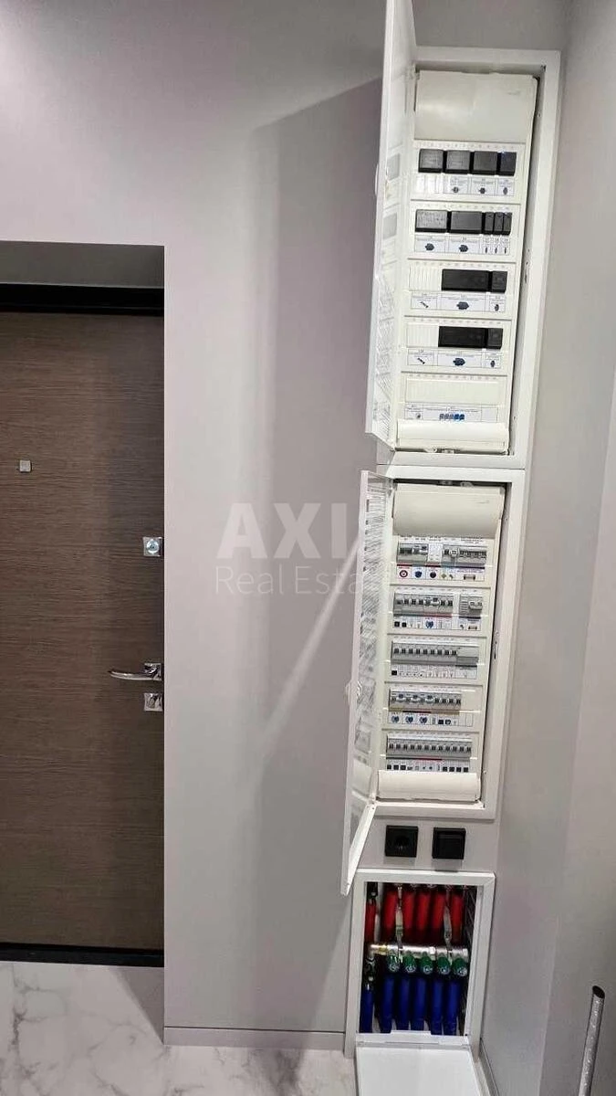 1k apartment vul. Saljutna 2Б6965016