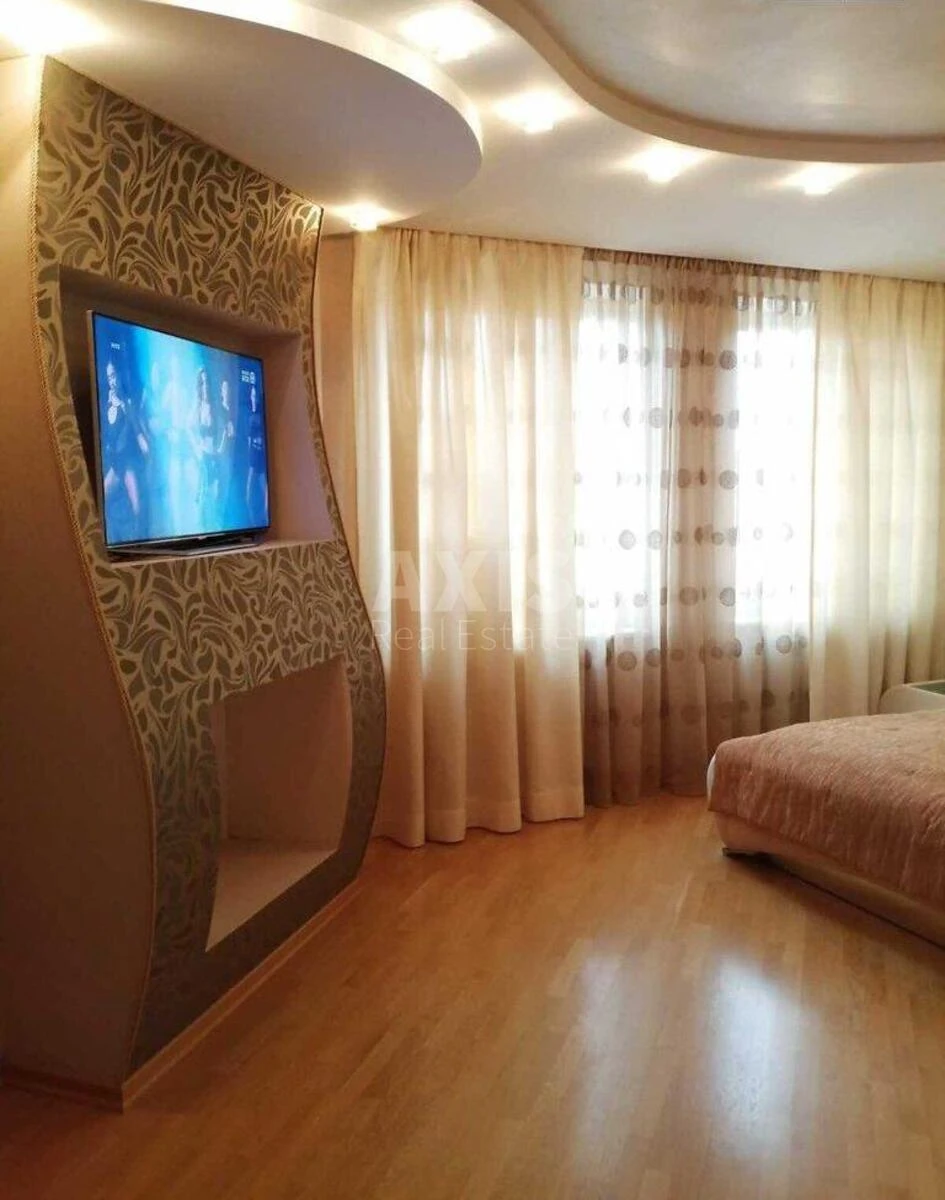 4k apartment vul. Osinnja 33713308