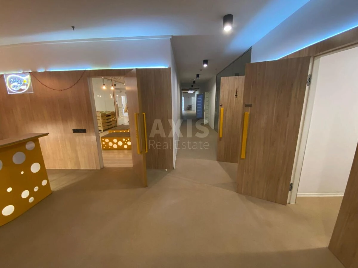 Office vul. Glybochyc'ka 32А, 571m27122013