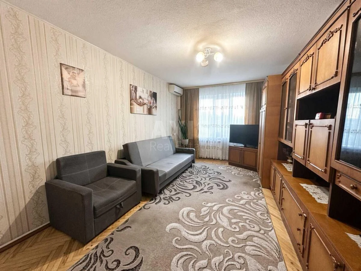 2к квартира пр-т Леся Курбаса 3Г712577