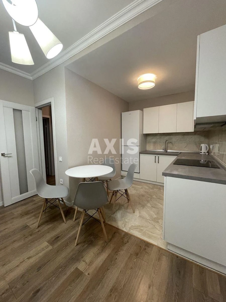 1k apartment vul. Svyatoslava Khorobroho 3358540