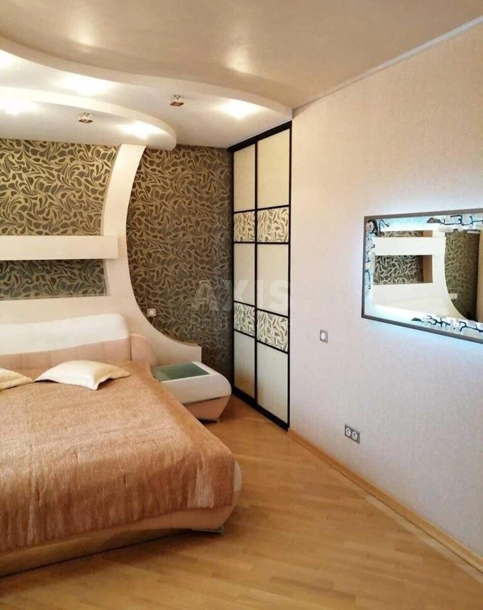 4к квартира ул. Осенняя 33713309