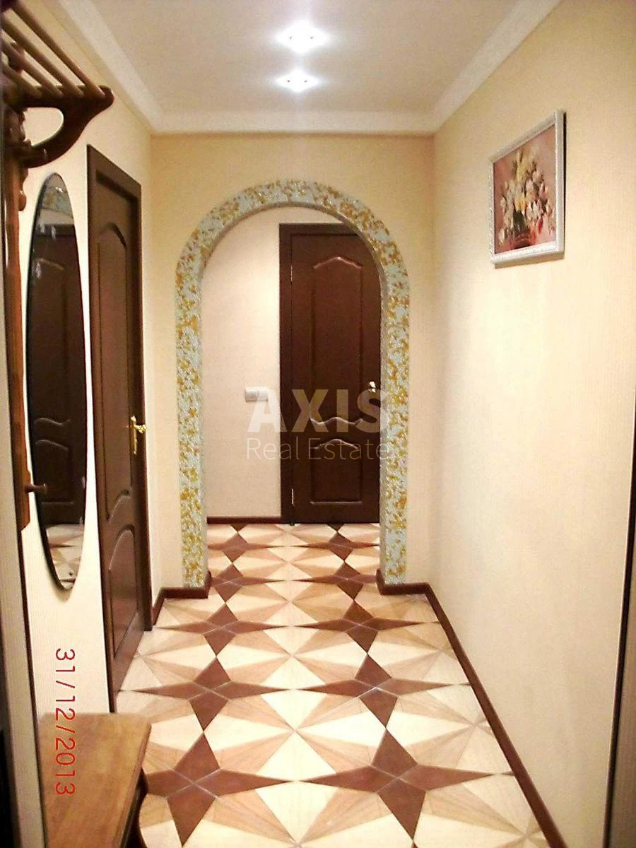 2k apartment pr-t Berestejskij 21446976