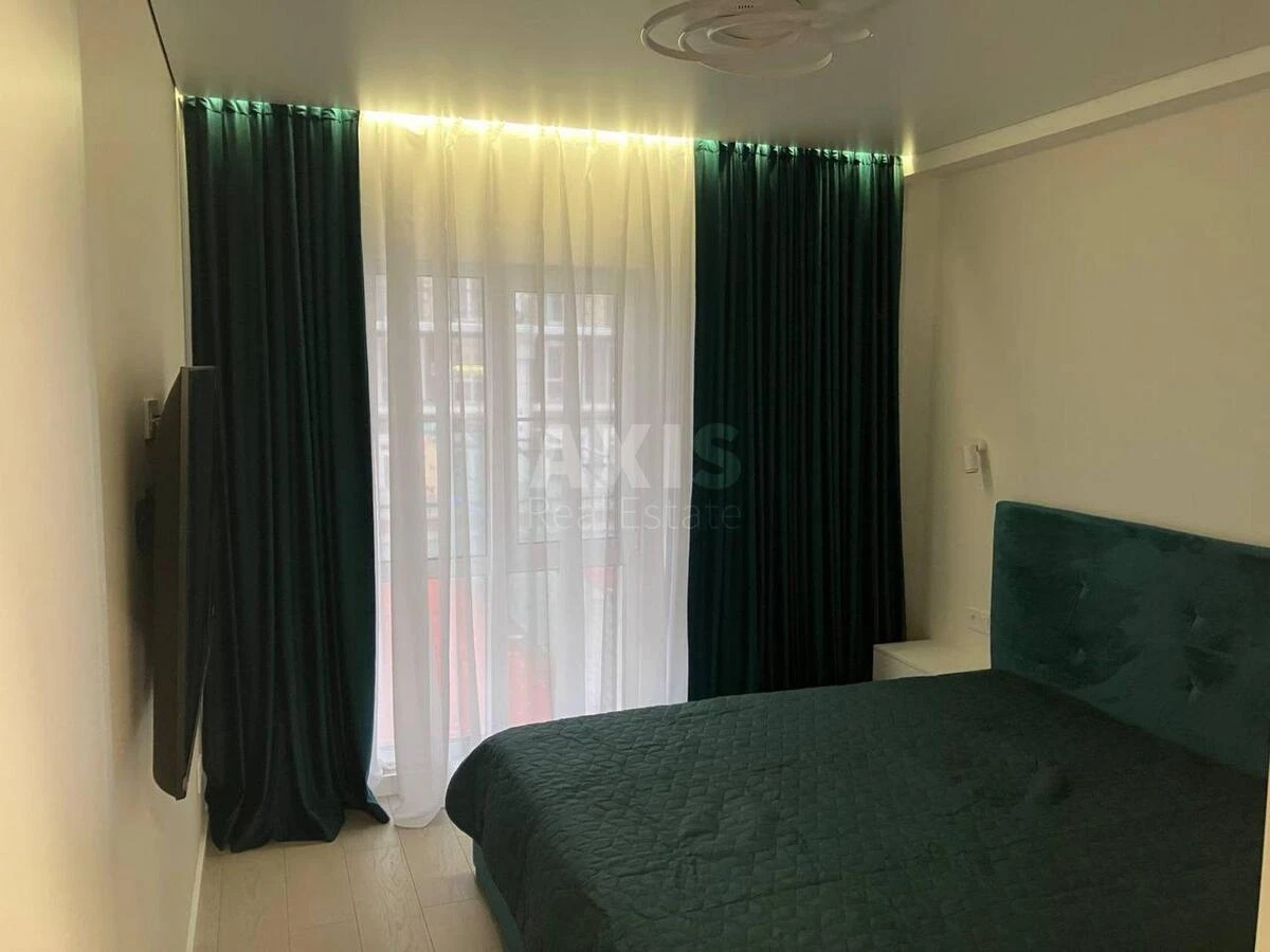 2к квартира ул. Михаила Максимовича 24В696684