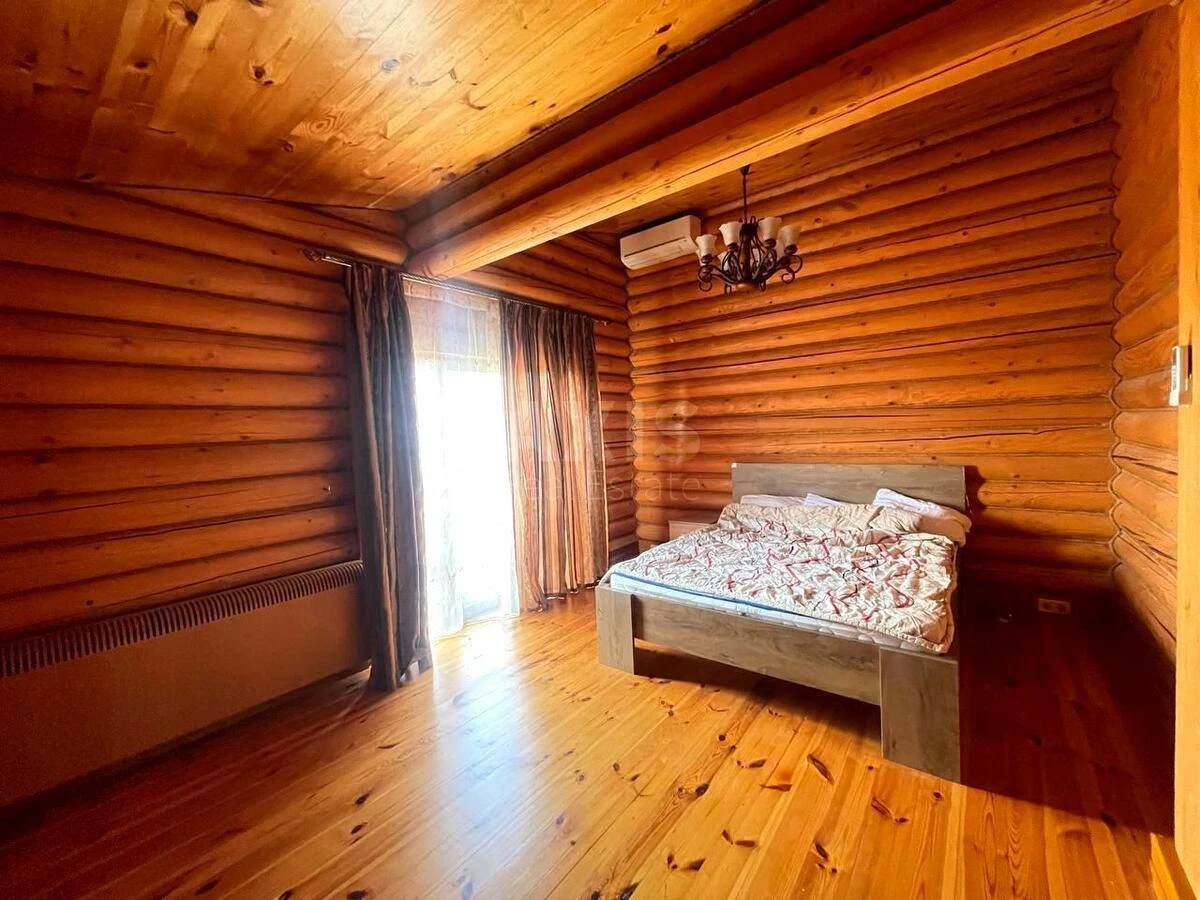 Дoм ул. Виноградная, 1200м2, город Киев6940212