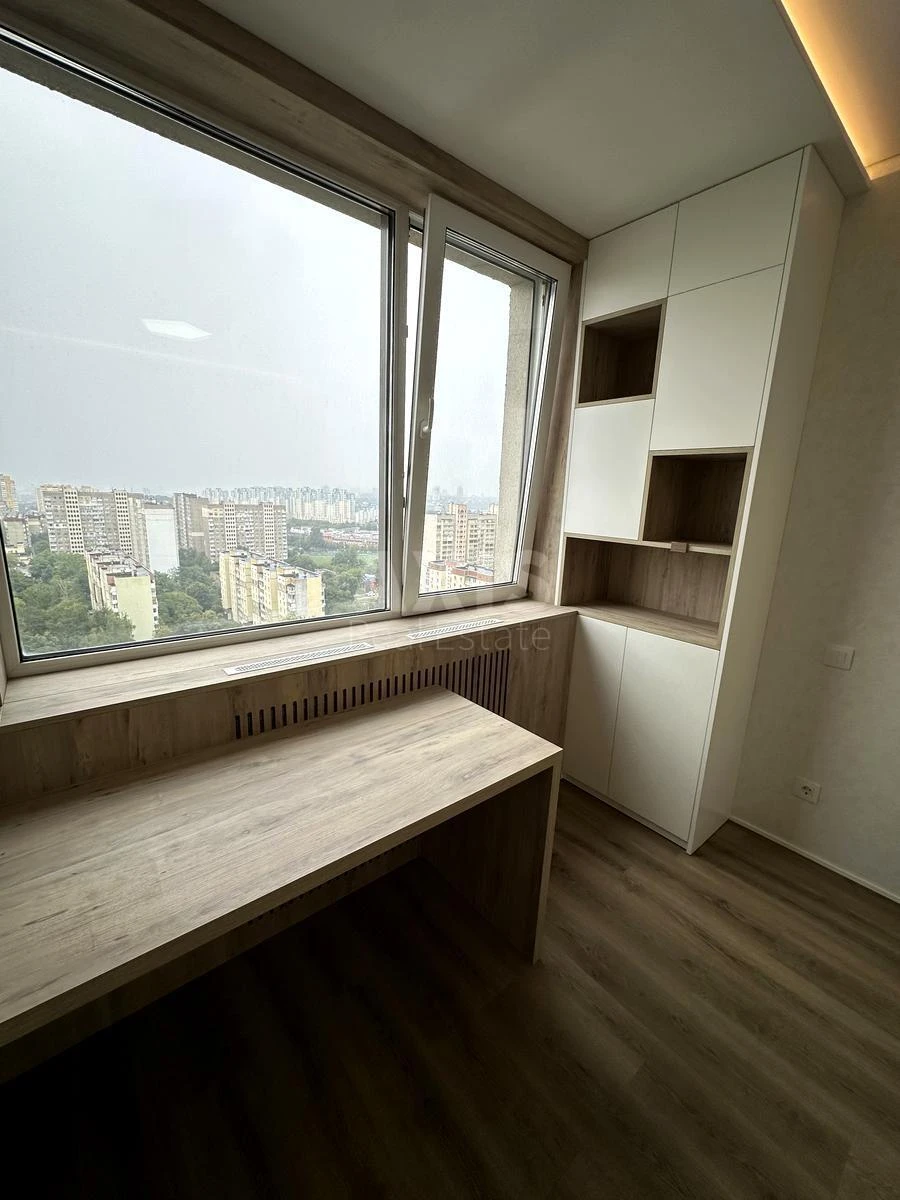 3к квартира пр-т Европейского Союза 41А658539