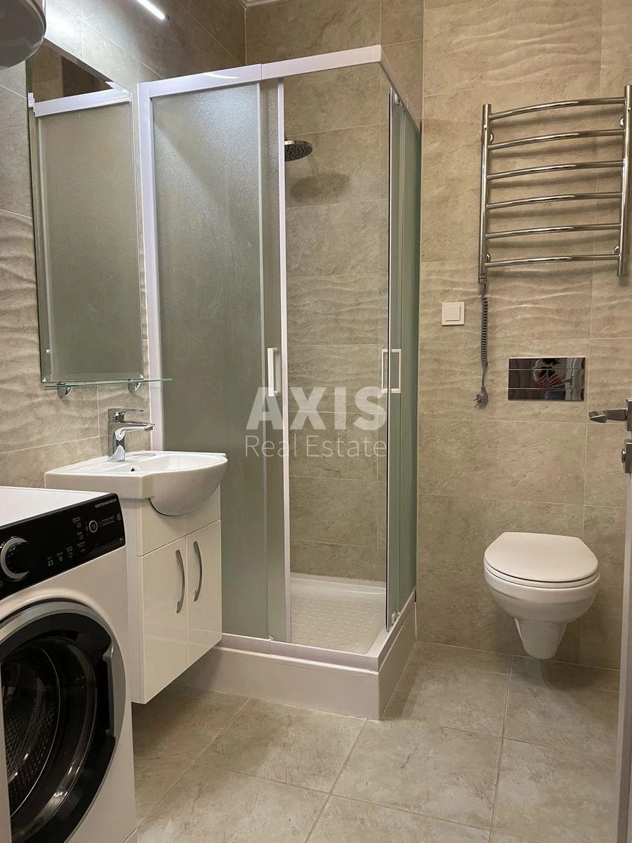 1k apartment vul. Svyatoslava Khorobroho 3358545
