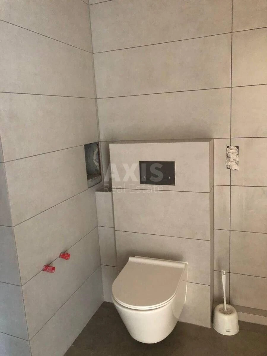 1k apartment vul. Sverstjuka Jevgena 46997116