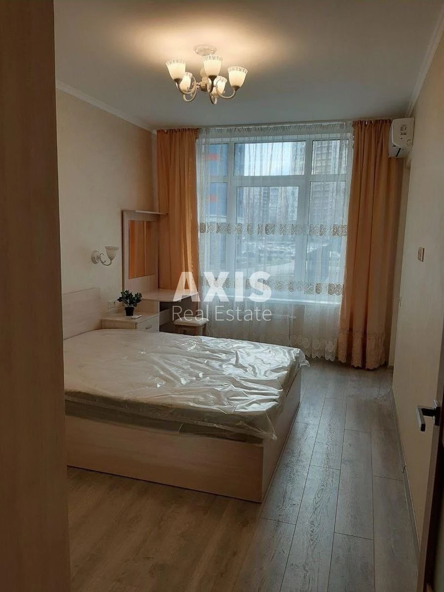 1k apartment vul. Sverstjuka Jevgena 4359541