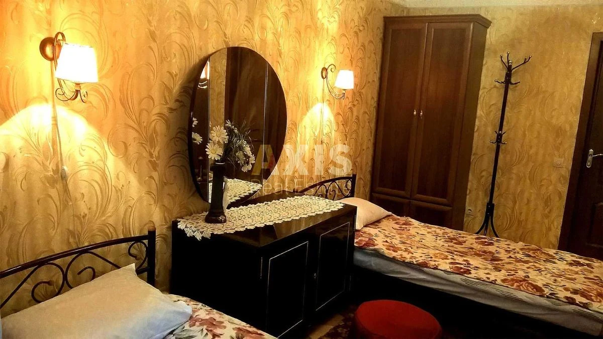 2k apartment pr-t Berestejskij 21446973