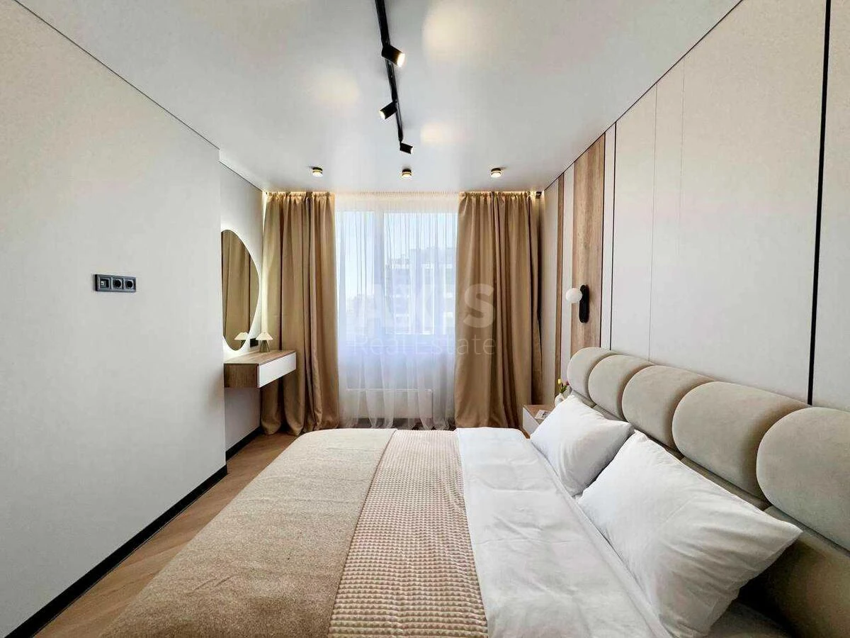 1k apartment vul. Oleksandra Olesja 17713014