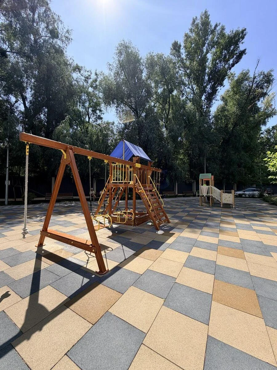 1k apartment pr-t Glushkova Akademika 427011019