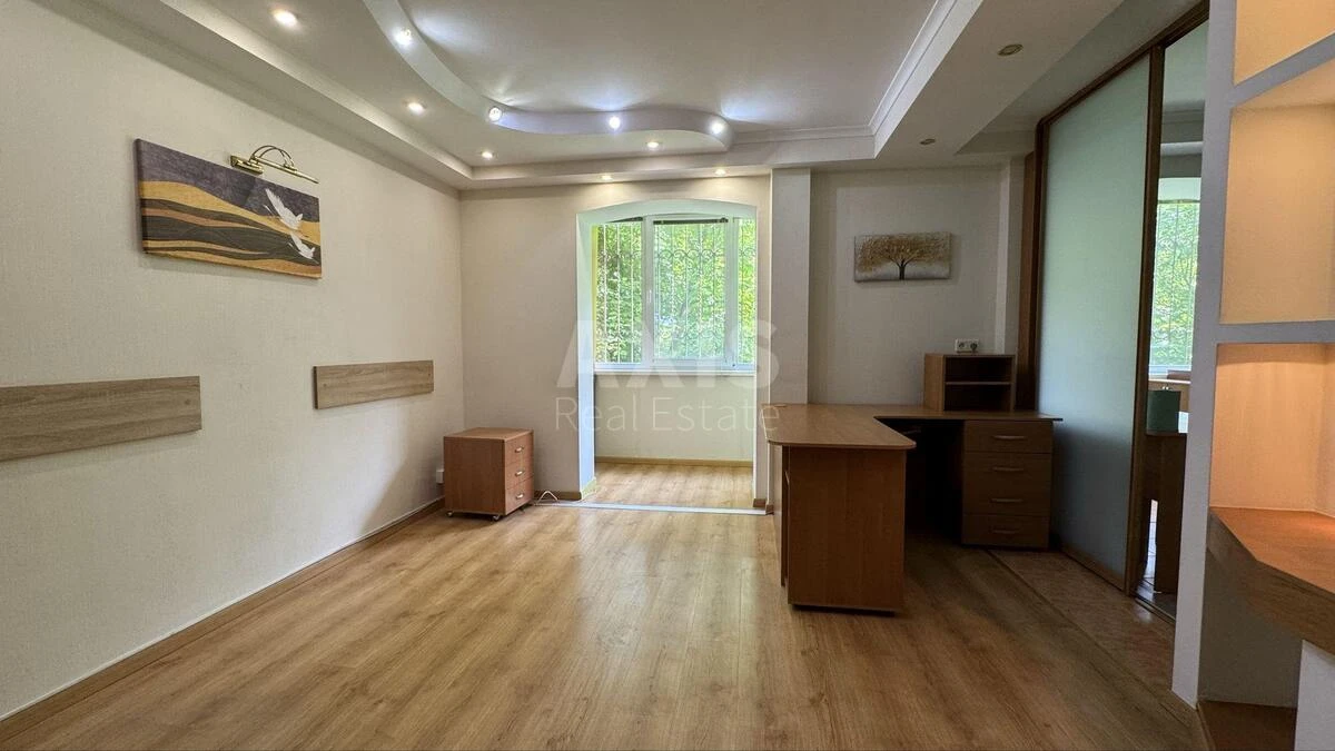 2к квартира ул. Ярмолы Виктора 28/32696693