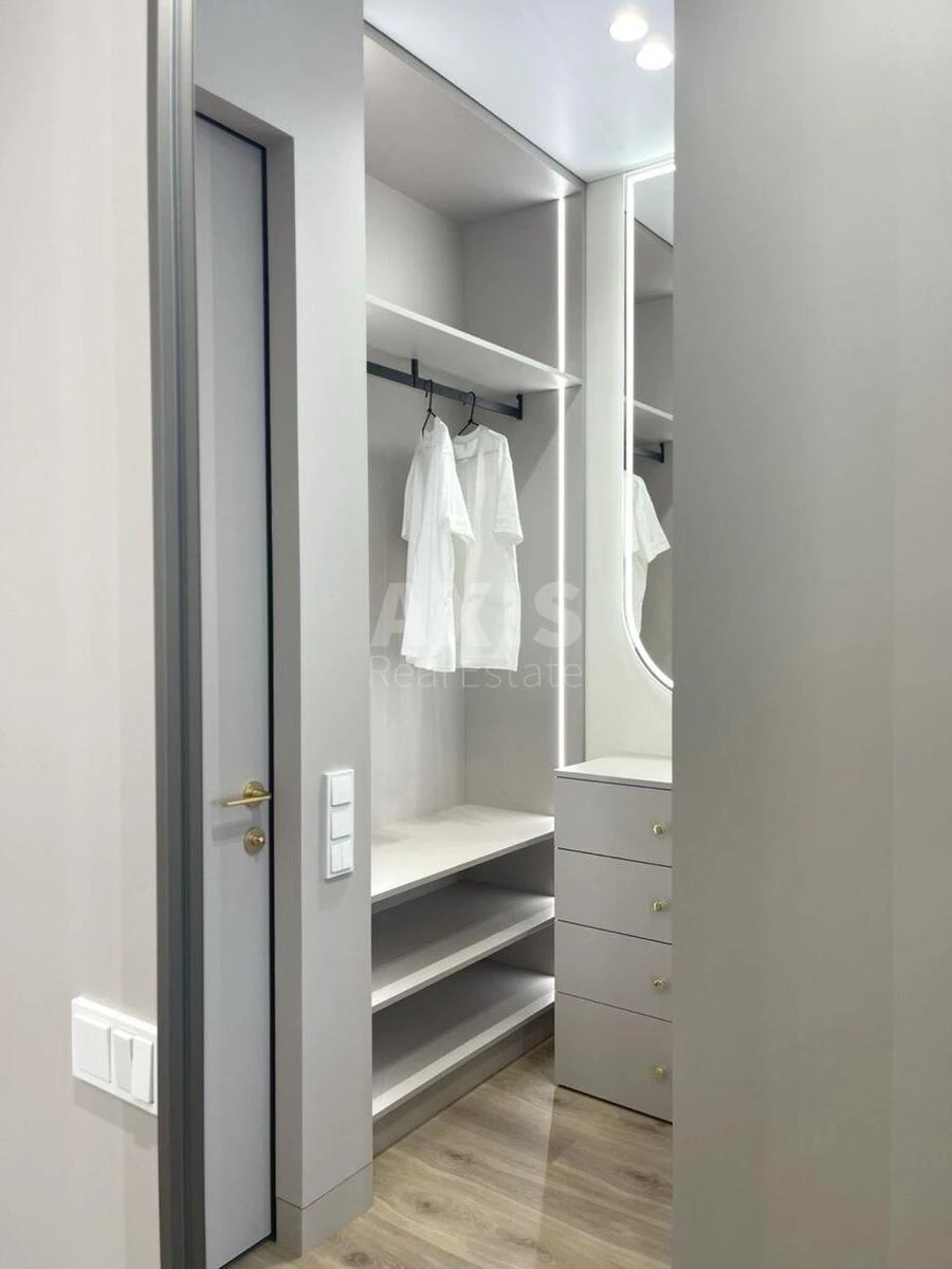 3k apartment vul. Saljutna 2688103